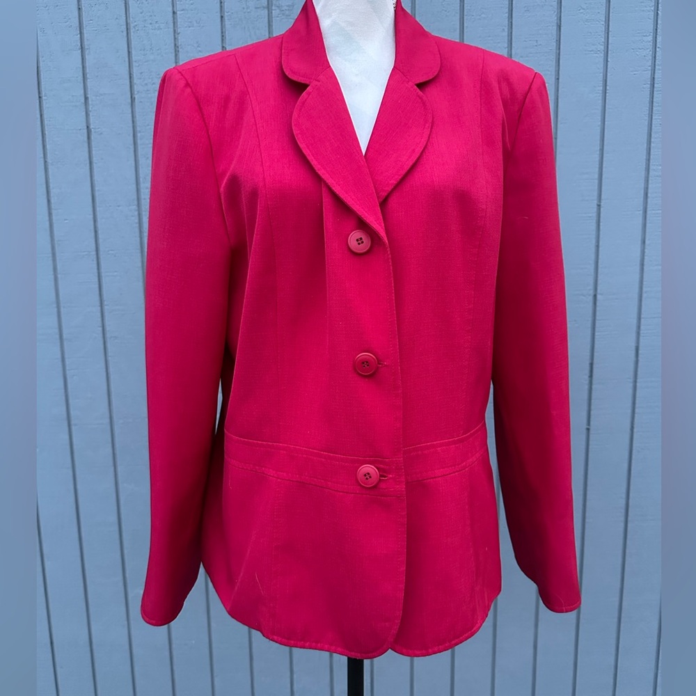 Augusto Collection Fitted Red Jacket - Picture 5 of 13
